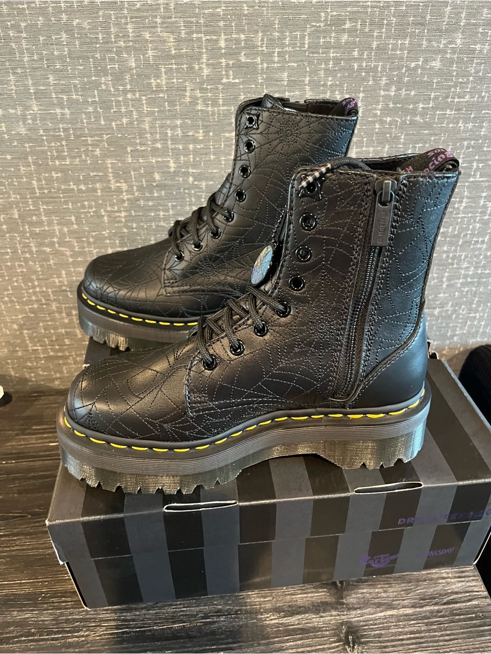 NIB Dr Martens JADON WEDNESDAY Leather Platform Boots Black - Picture 6 of 13